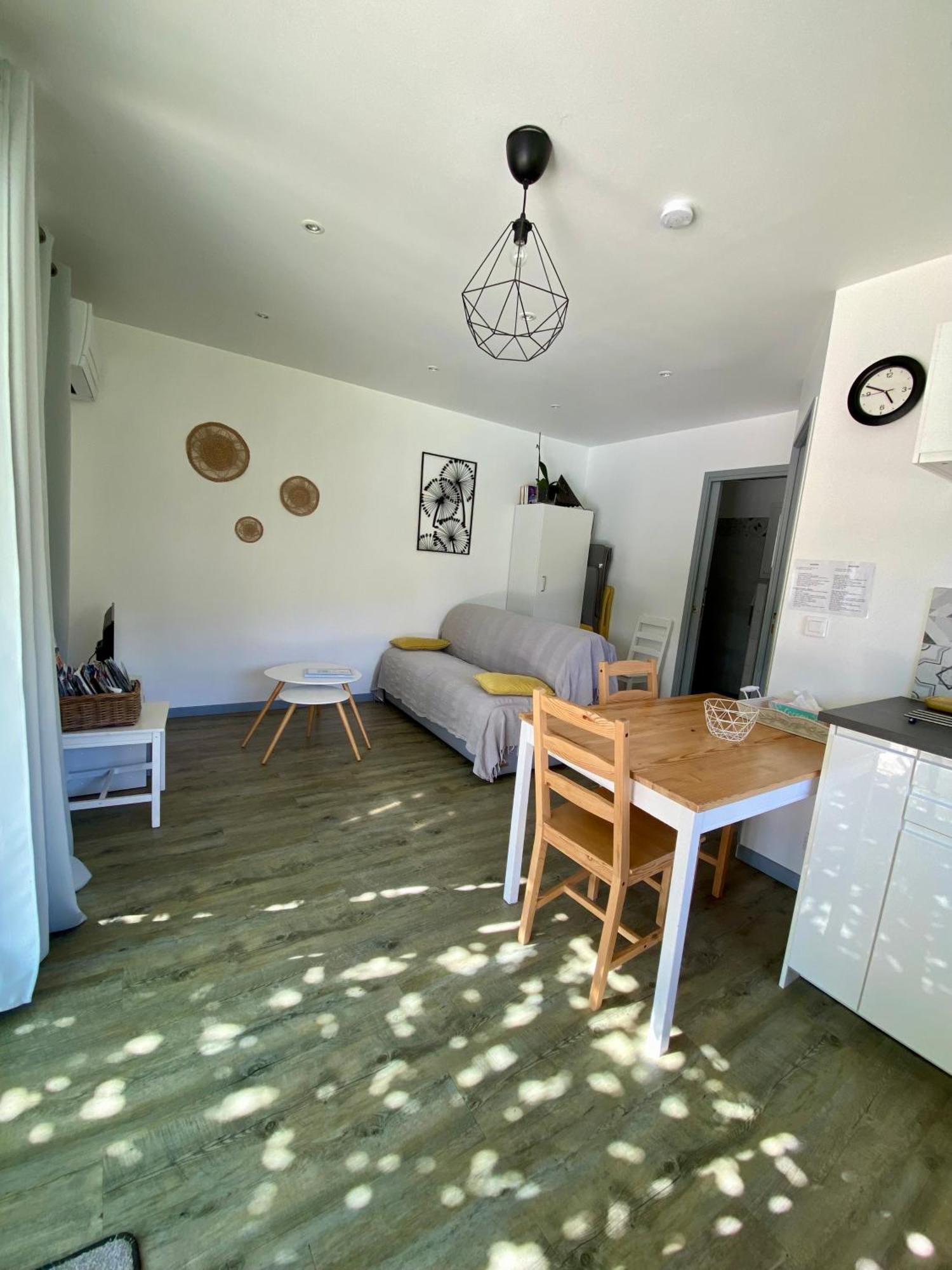 La Petite Maison Robion en Luberon Quarto foto