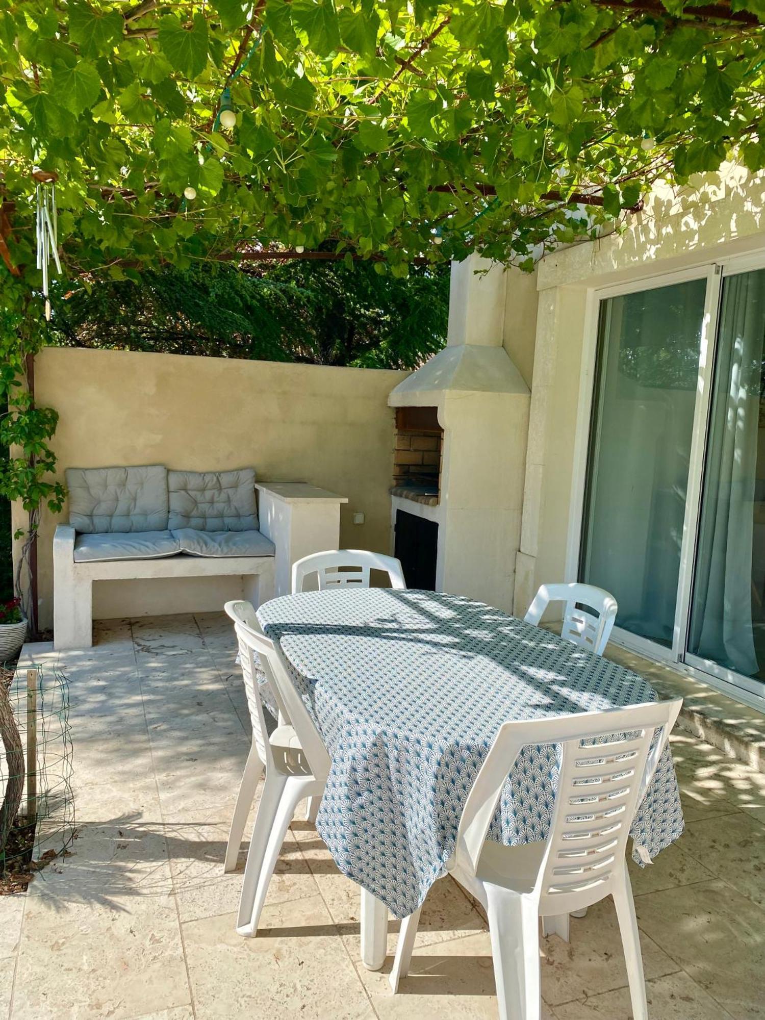La Petite Maison Robion en Luberon Quarto foto