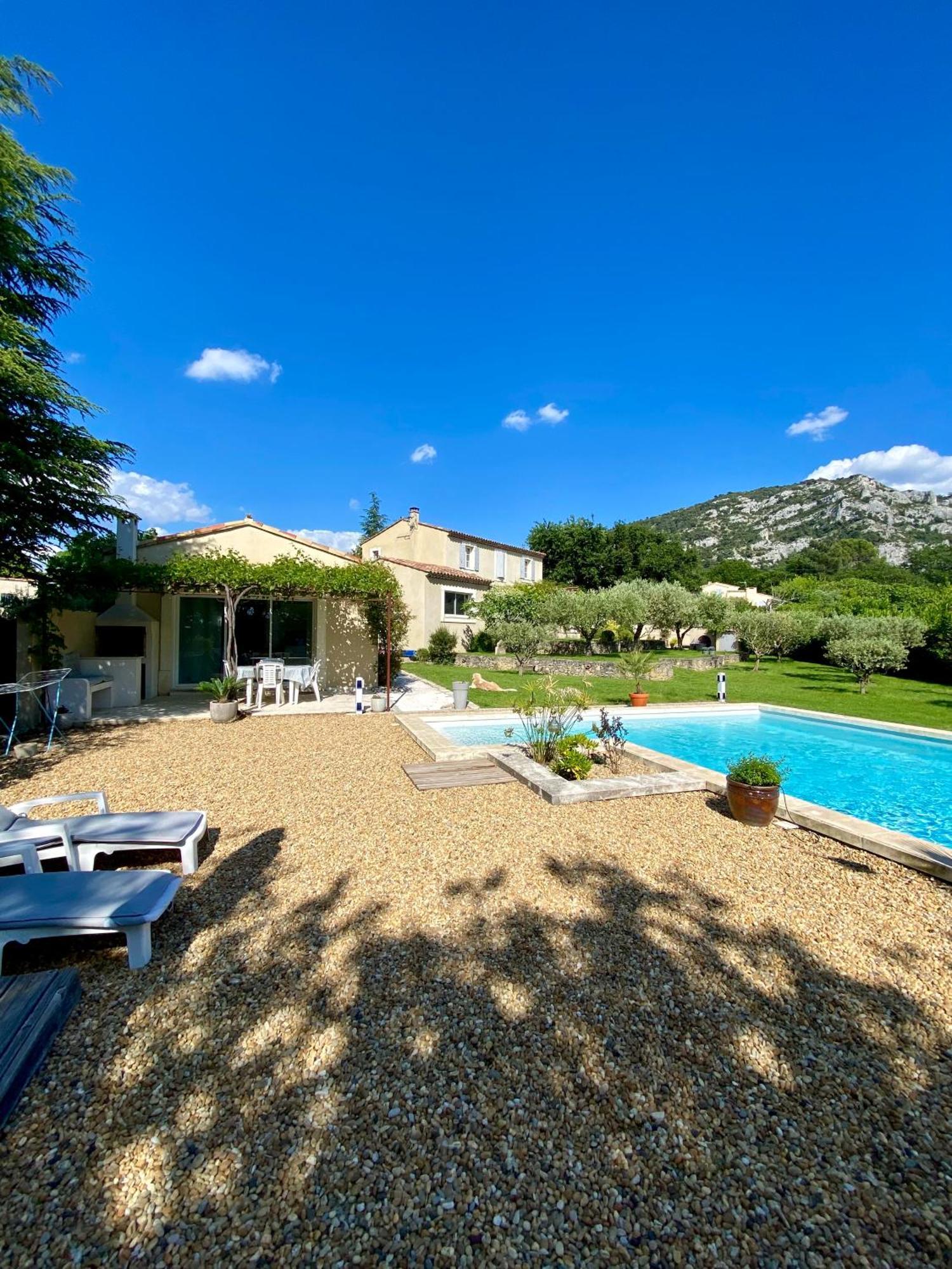 La Petite Maison Robion en Luberon Quarto foto
